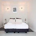 Pomaranczowa Plaza 3* سوبوت