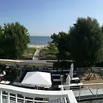 فندق Pomaranczowa Plaza سوبوت