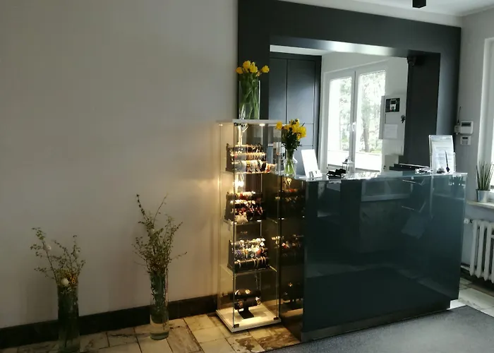 Pomaranczowa Plaza Отель 3*