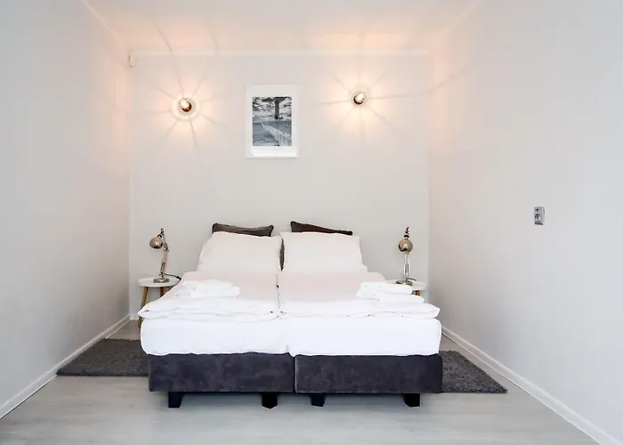 Pomaranczowa Plaza 3* Сопот