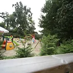 מלון Pomaranczowa Plaza סופוט