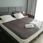 מלון Pomaranczowa Plaza סופוט