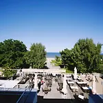 Pomaranczowa Plaza Hotell 3*