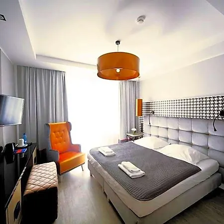 Pomaranczowa Plaza Sopot