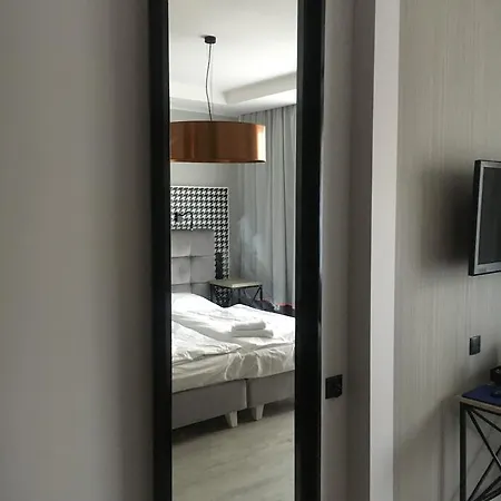 Pomaranczowa Plaza Отель 3*